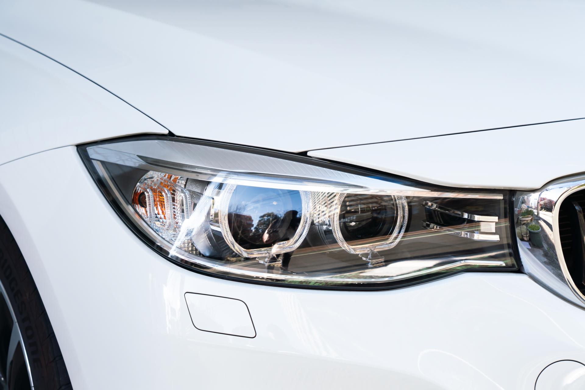 ヘッドライトリペアの画像